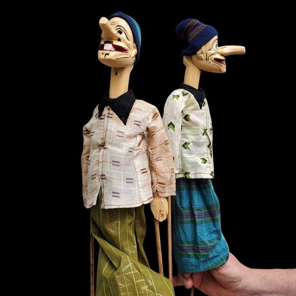 Two Hand Carved Puppets Wayang Golek Long Nose Java Indonesia Beanie Hats 17" - Picture 8 of 10